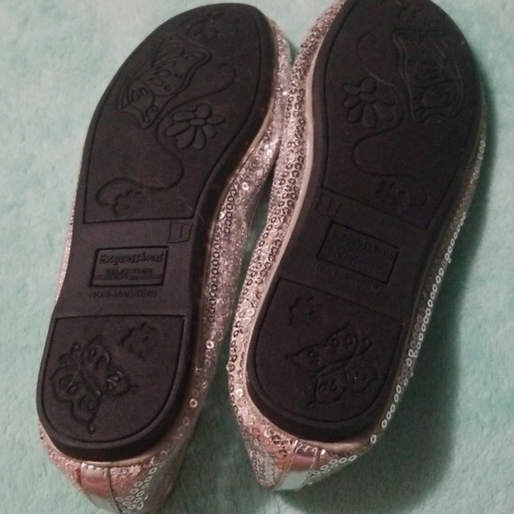 Shoes - Picture 2 of 2